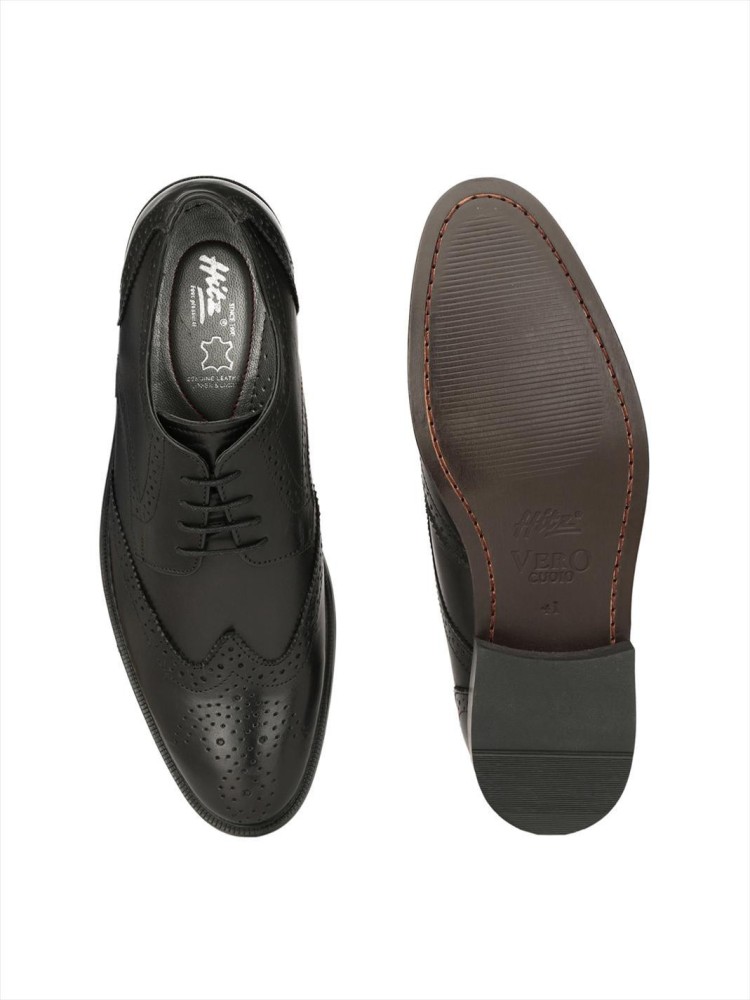 Hitz deals formal shoes