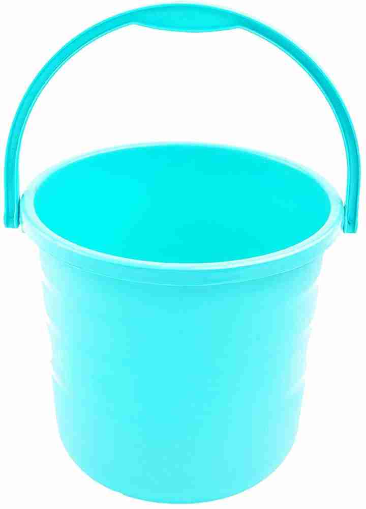 Strong deals plastic buckets