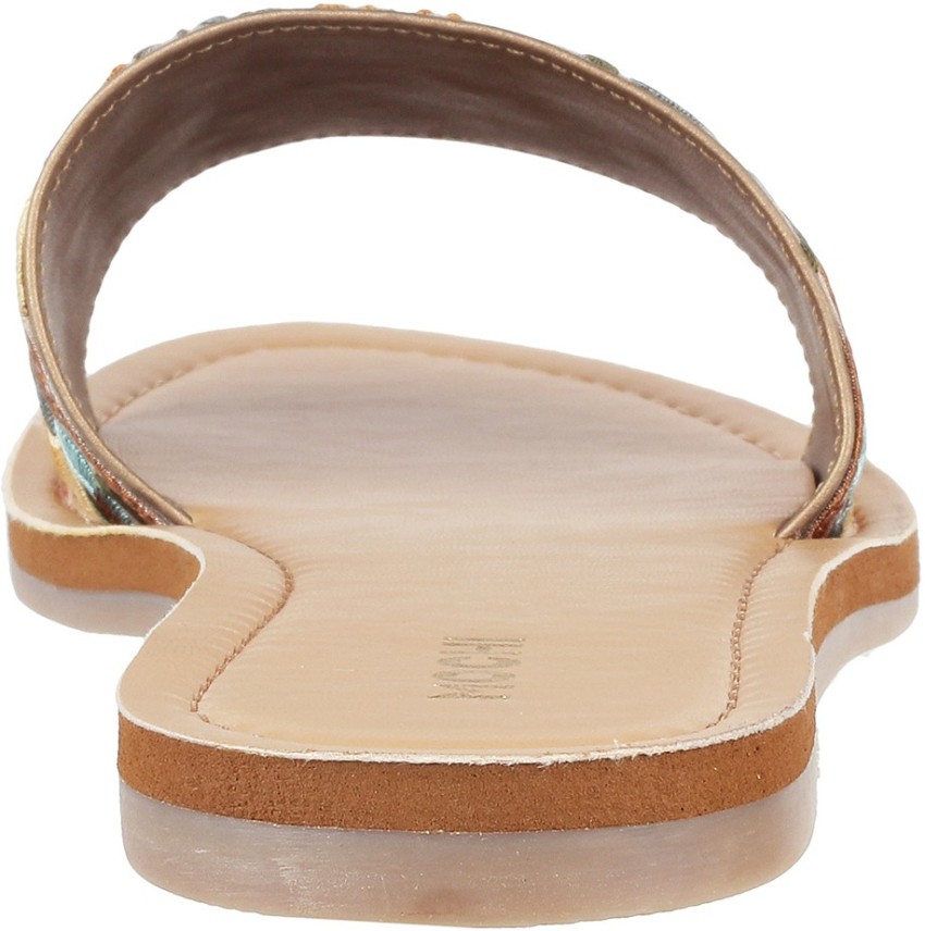 Mochi tan thong discount sandals