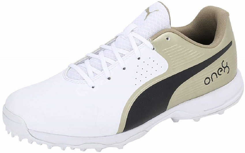 Puma cricket shoes best sale flipkart