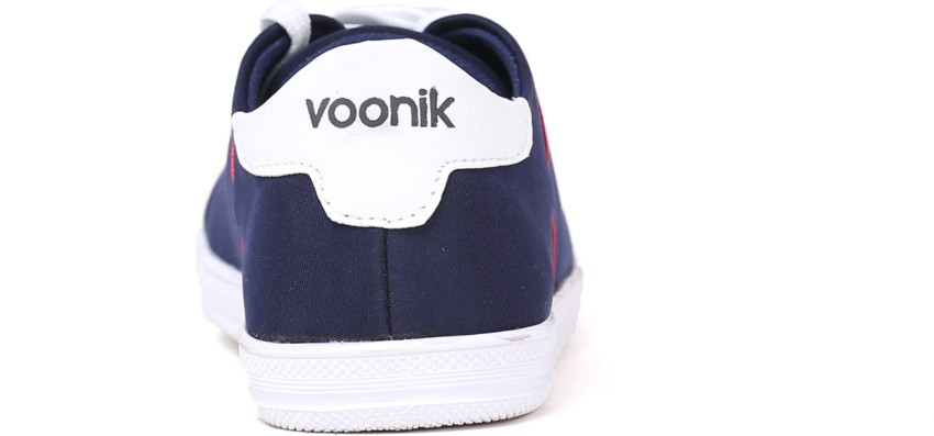 Voonik clearance nike shoes