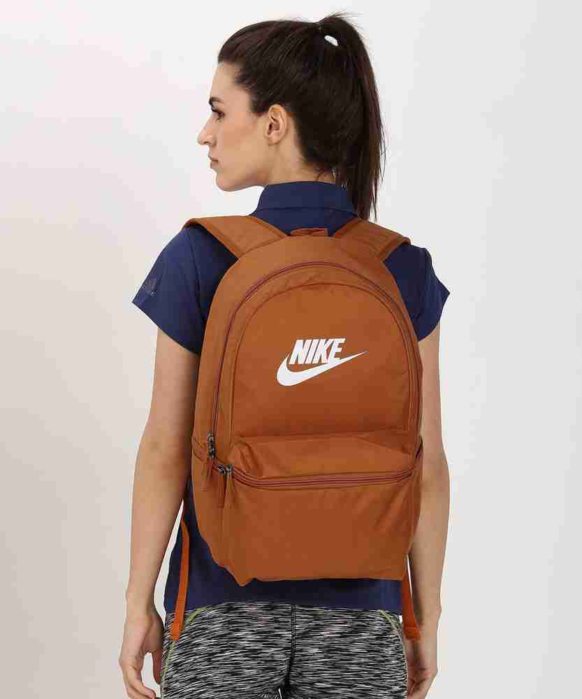 Nike clearance heritage orange