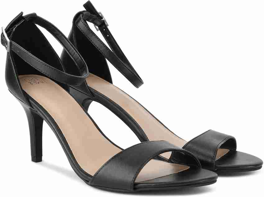 High heels 101 - Times of India