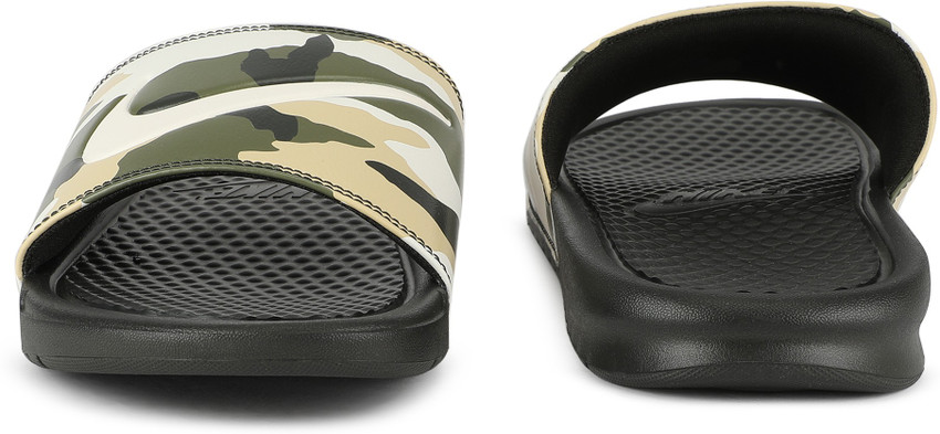Nike discount benassi camo