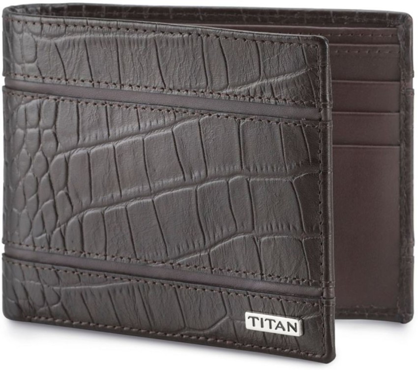 Buy Online Titan Black Leather Wallet For Men Tw217Lm1Bk, Titan