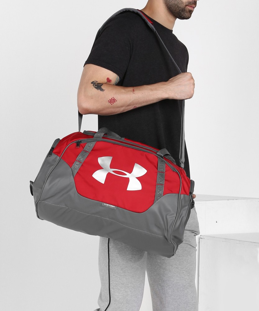 Under armour travel 2024 bag with wheels