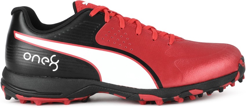 Puma red 2024 cricket shoes