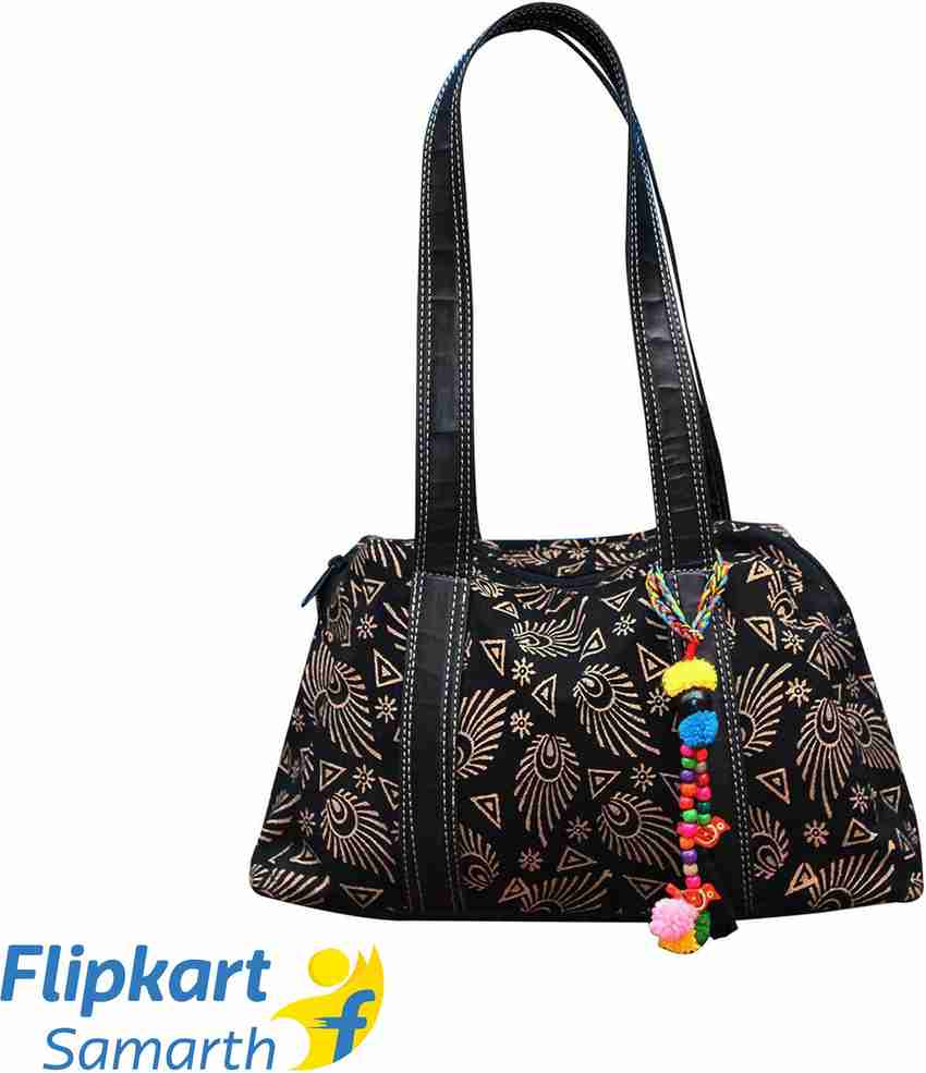 Bags offers clearance in flipkart