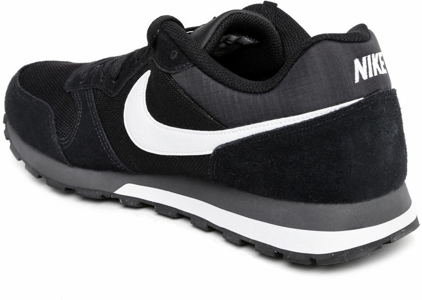 nike md runner 2 black men's