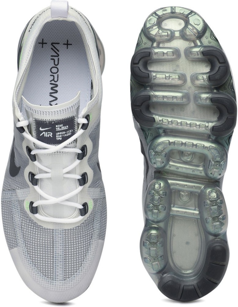 NIKE Air Vapormax 2019 Prm Running Shoes For Men - Buy NIKE Air Vapormax  2019 Prm Running Shoes For Men Online at Best Price - Shop Online for  Footwears in India | Flipkart.com