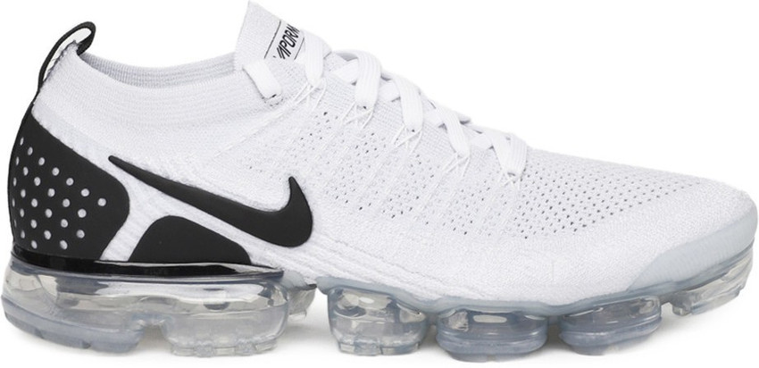 nike white vapormax flyknit