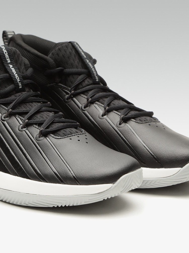 Men's ua lockdown top 3 basketball shoes