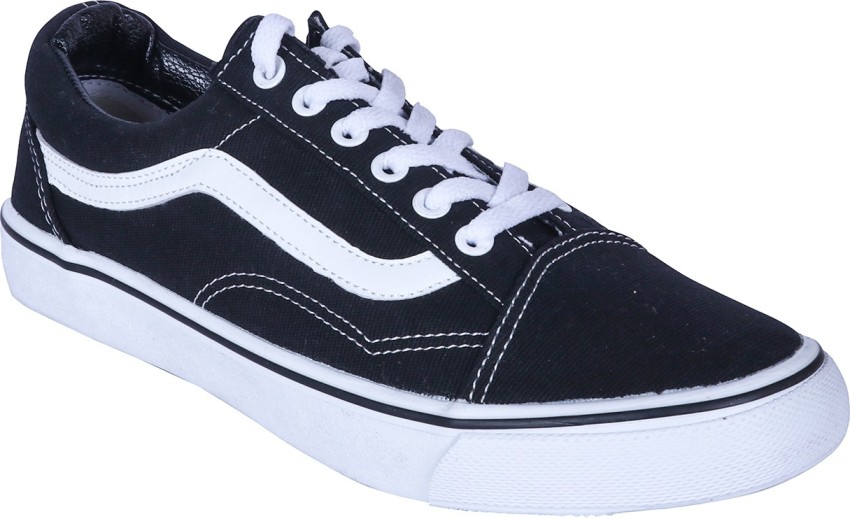 Vans old best sale skool black flipkart