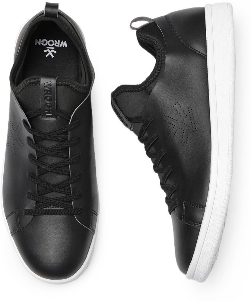 Wrogn top black sneakers
