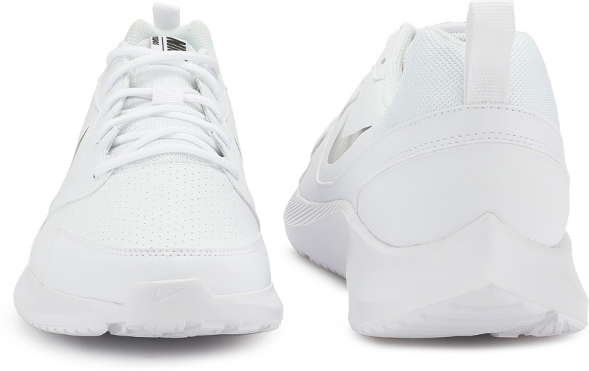 White nike hot sale runners mens