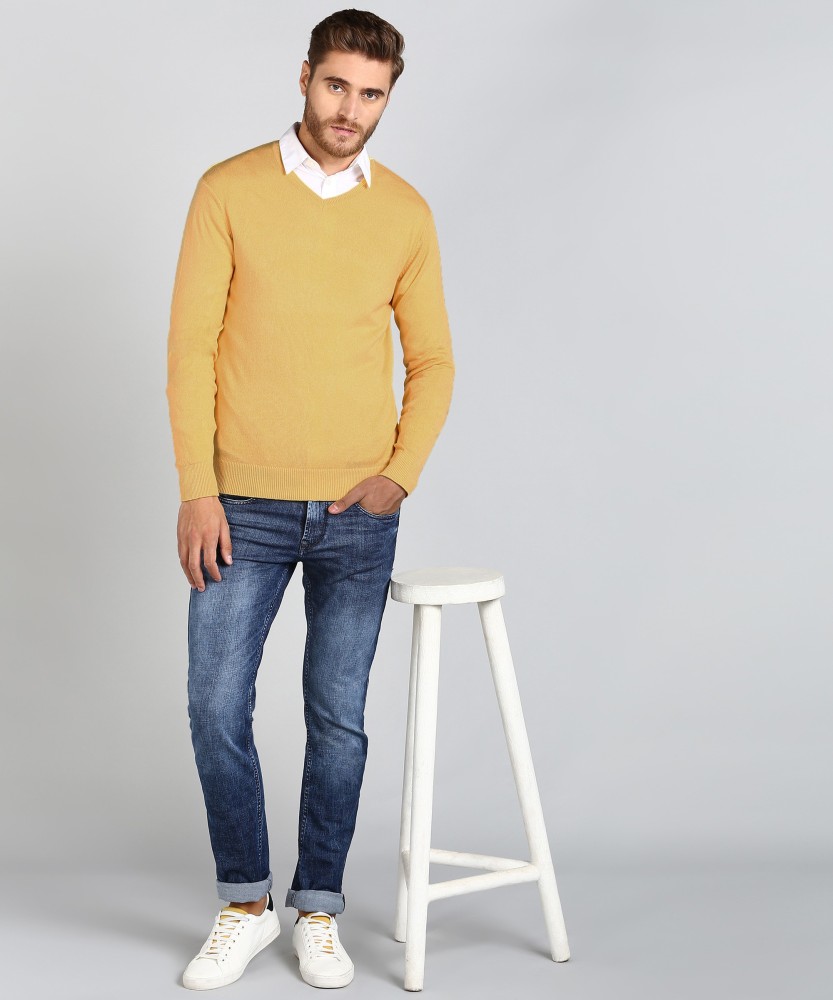 Mens yellow hot sale sweater outfit