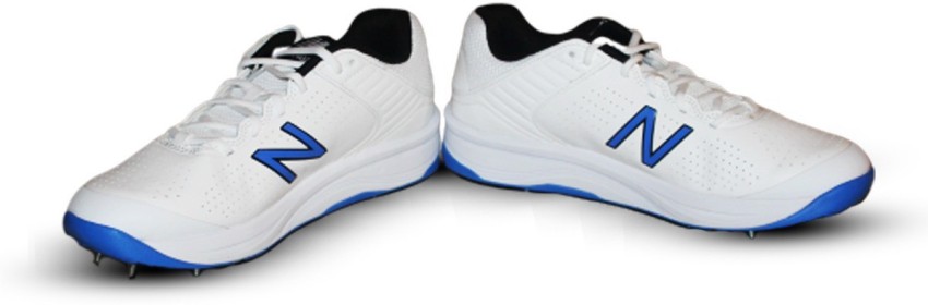 New balance 4030 hot sale cricket shoes