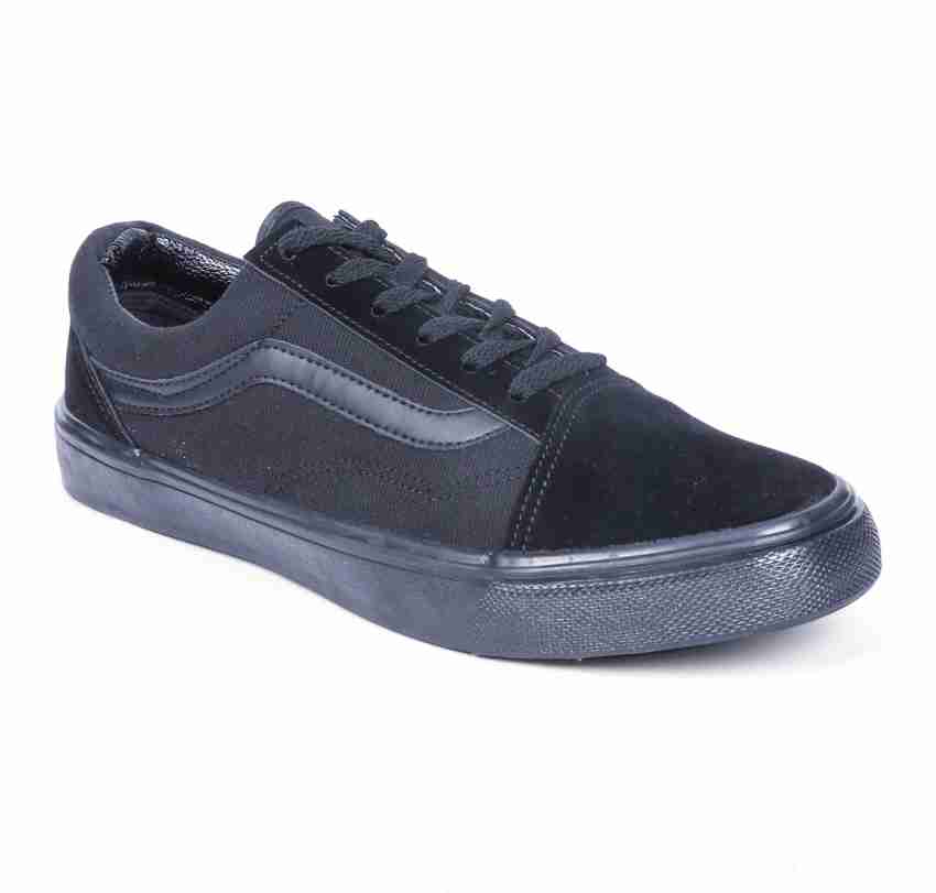 Vans triple black old 2024 skool