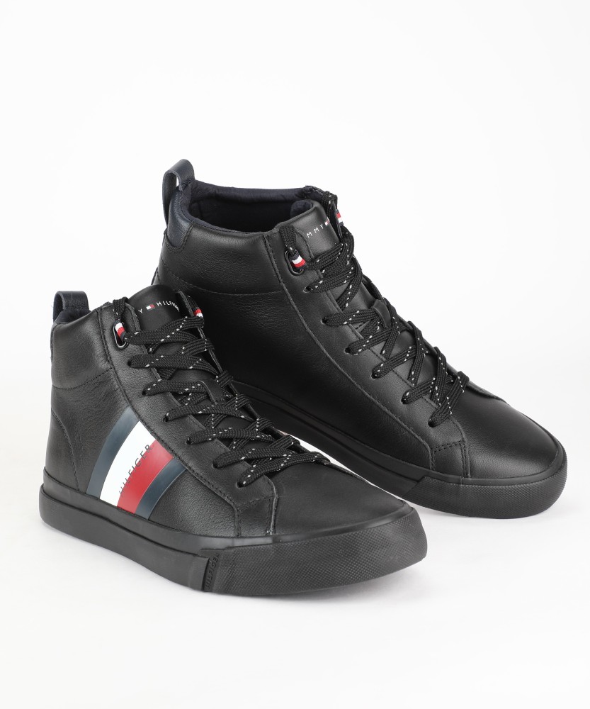 Flag detail sale leather sneaker