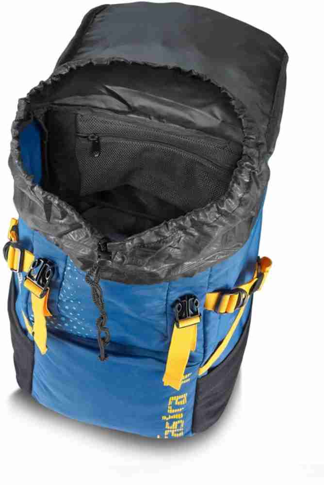 Fastrack trekking sales bags