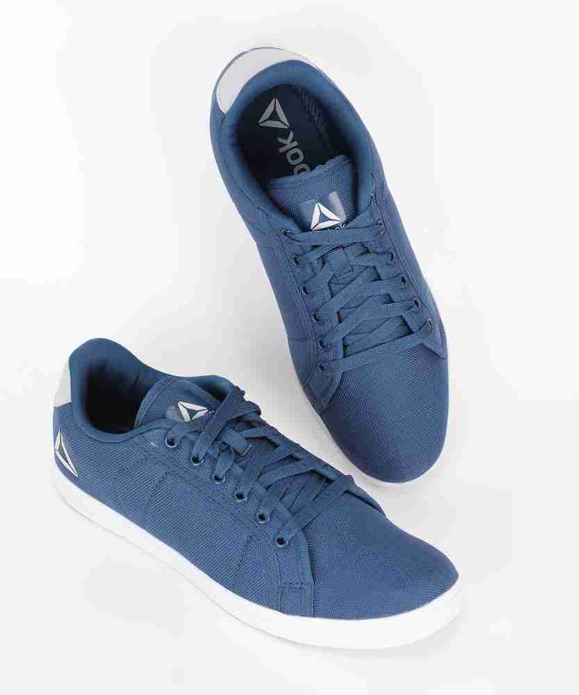 Reebok classics hotsell tread max