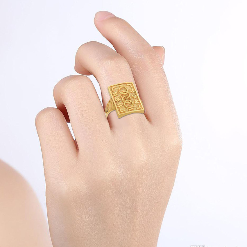 Square shape ring design clearance