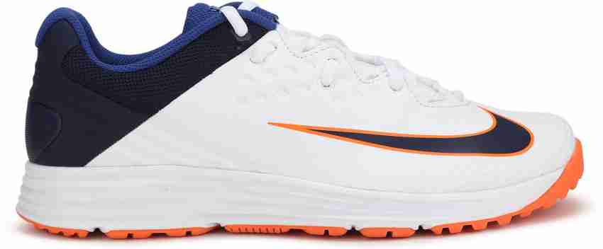 Nike cricket shoes on sale 2017