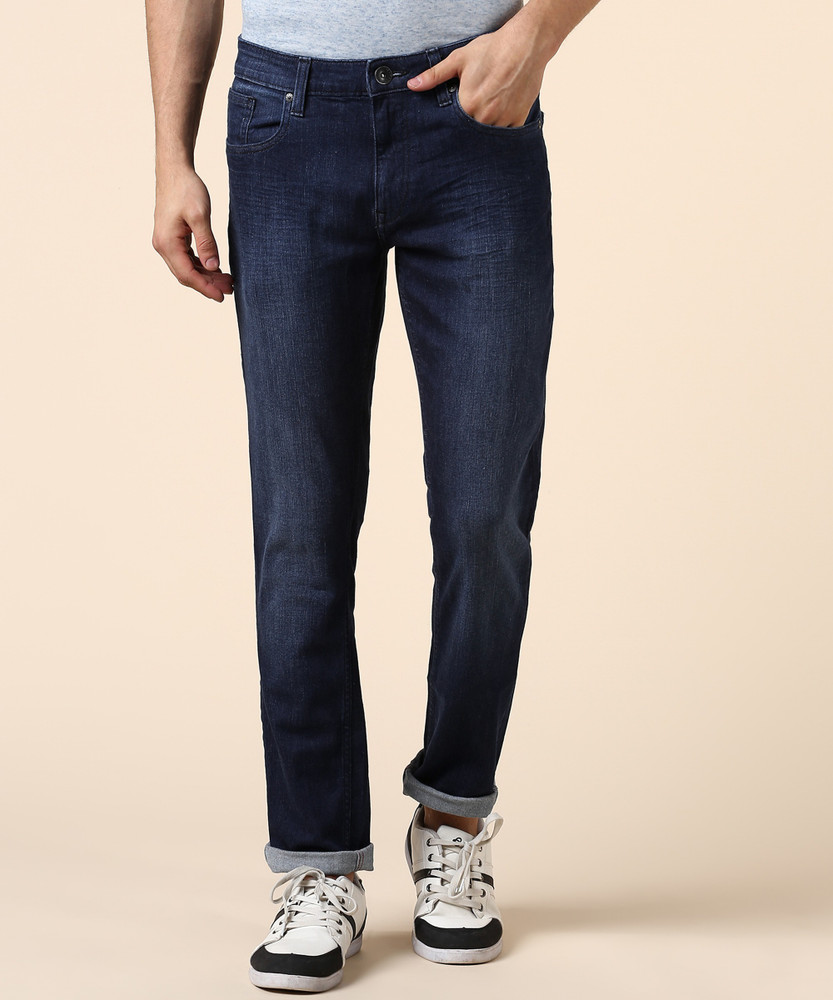 Beneton jeans shop