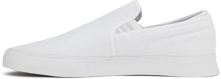 Sabalo hot sale slip on