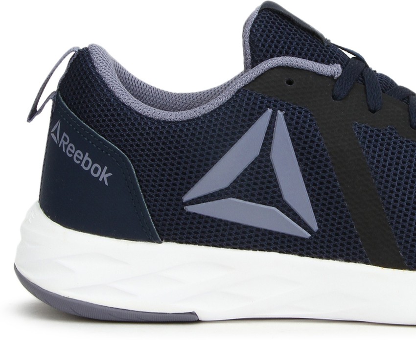 Reebok astroride sale essential mens trainers