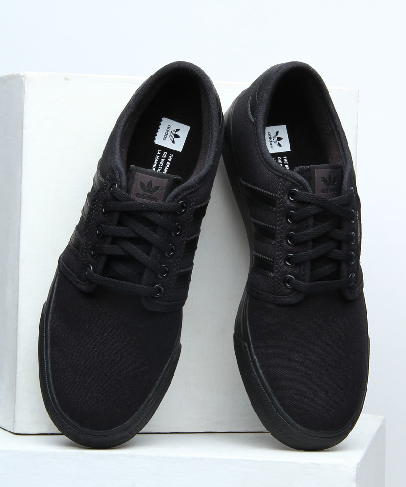 Adidas originals discount seeley black sneakers