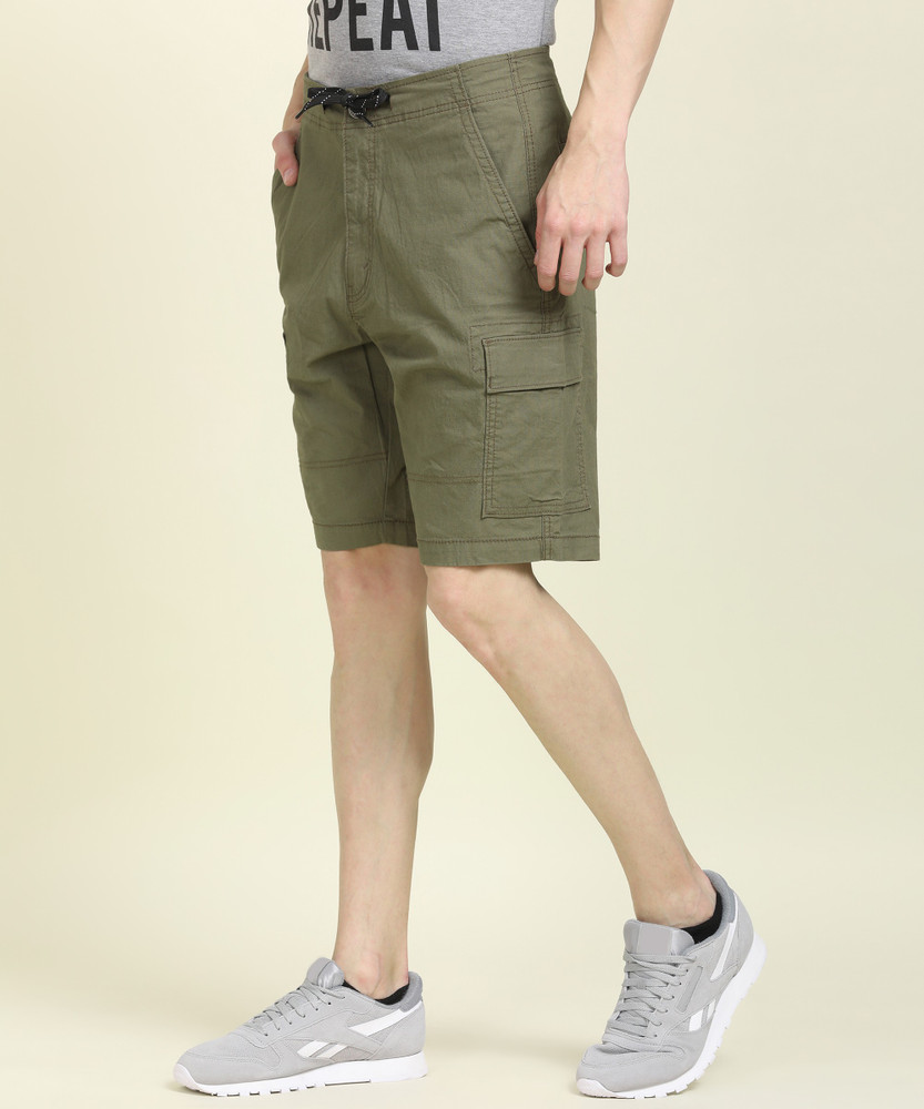 Denizen by Levi s Solid Men Green Cargo Shorts Buy Denizen by
