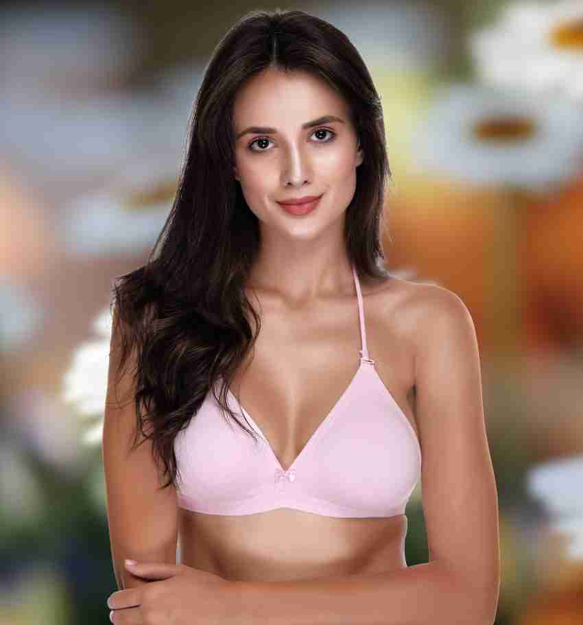 18% OFF on PrettyCat Halter Neck Women Push-up Heavily Padded Bra(Black) on  Flipkart