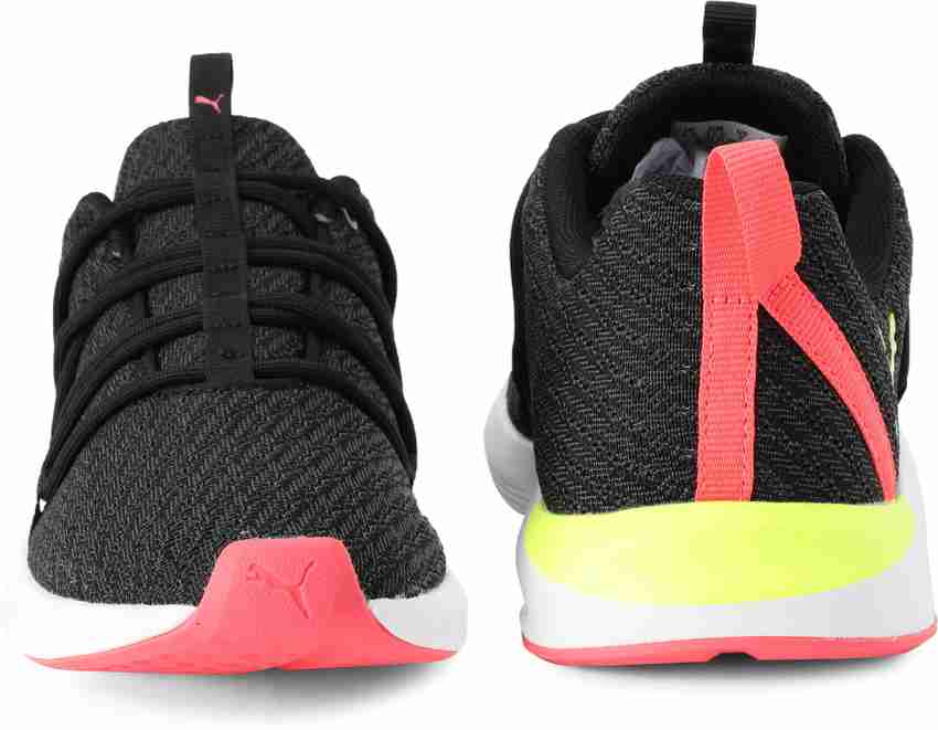 Puma prowl alt neon hotsell