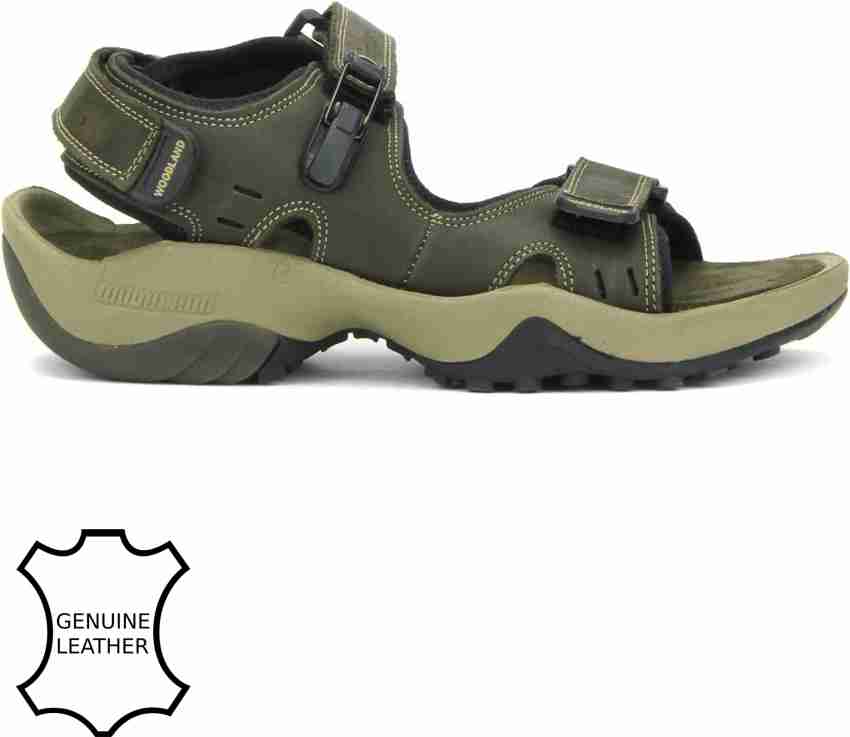 Woodland sandal store flipkart