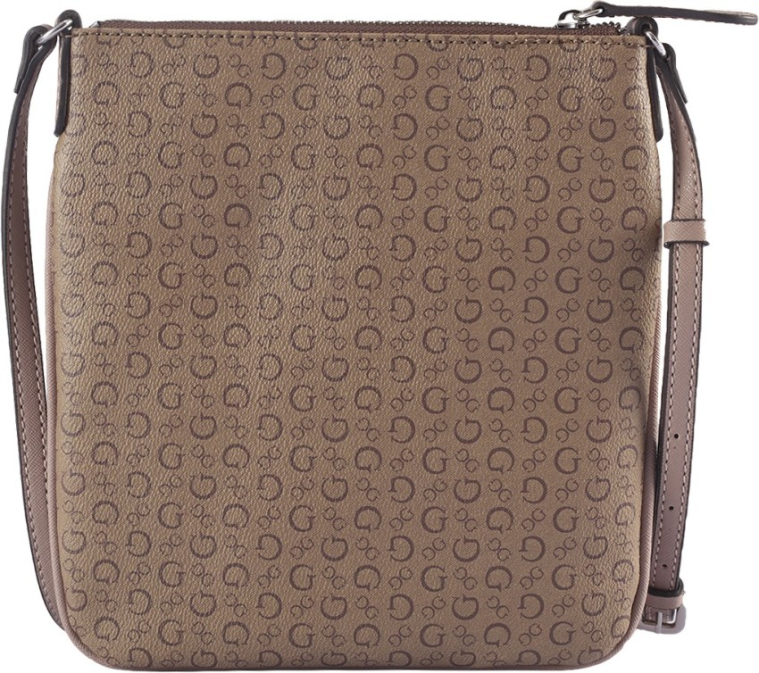 Guess hotsell handbags flipkart