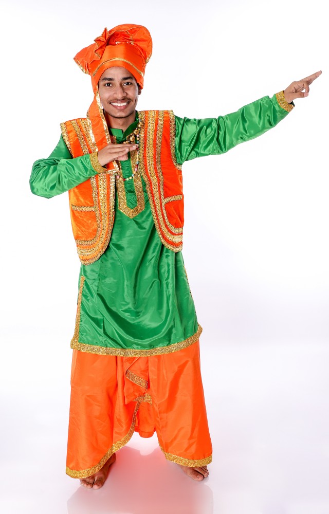 Bhangra dress outlet pic