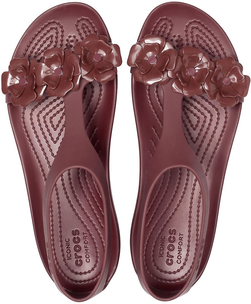 Crocs serena 2025 embellished sandal