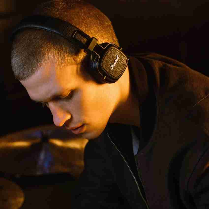 Major discount marshall bluetooth