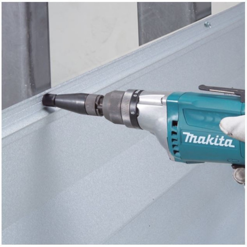 Makita 2500 screw discount gun