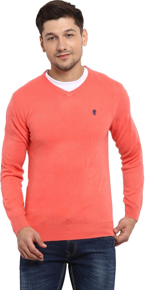 Buy Men Red Solid V Neck Sweater Online - 739235