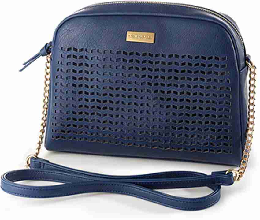 Royal navy handbag oriflame new arrivals