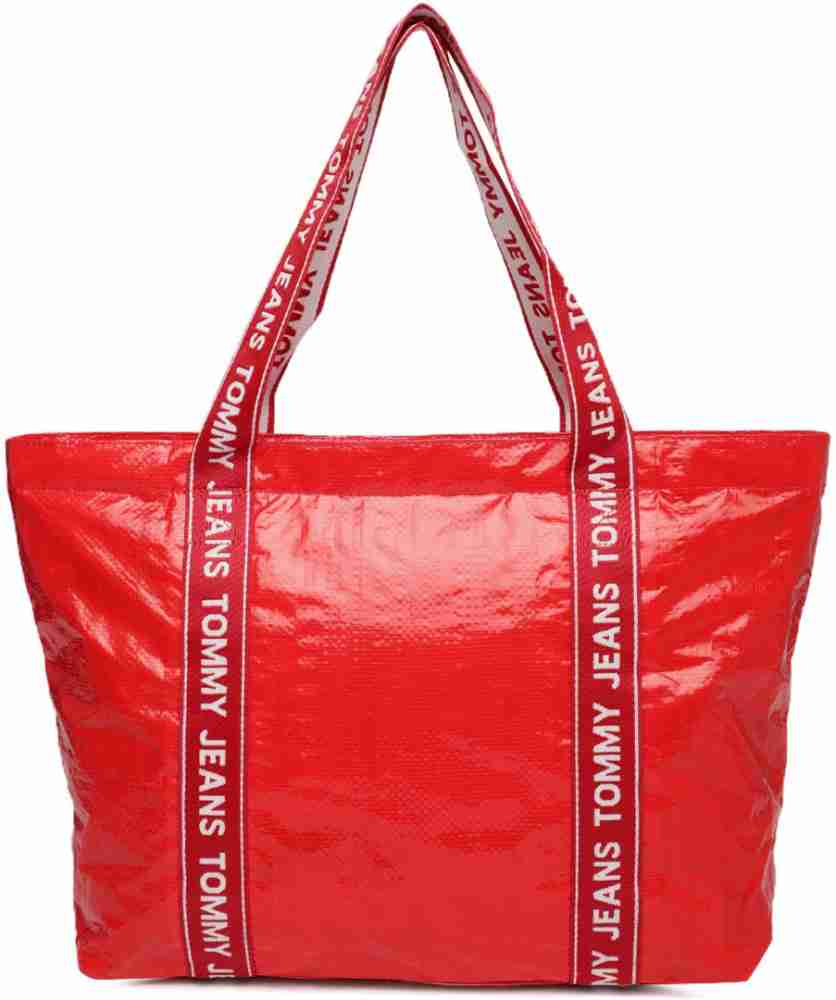 Tommy hilfiger shop handbags flipkart