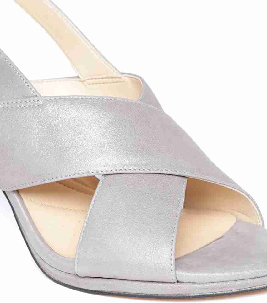 Clarks best sale cushion sandals