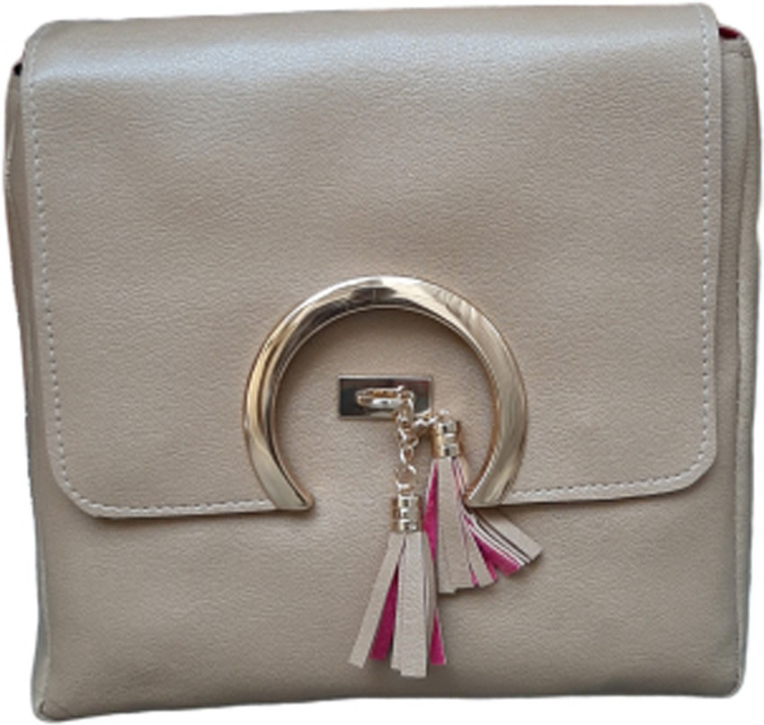 Flipkart college best sale one side bags