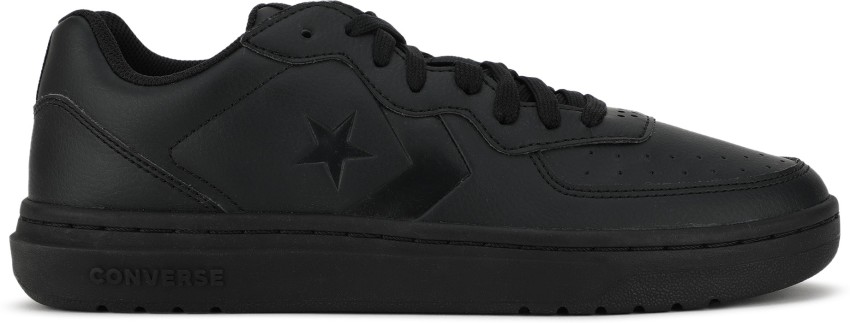 Converse rival courts yours ox sales sneakers