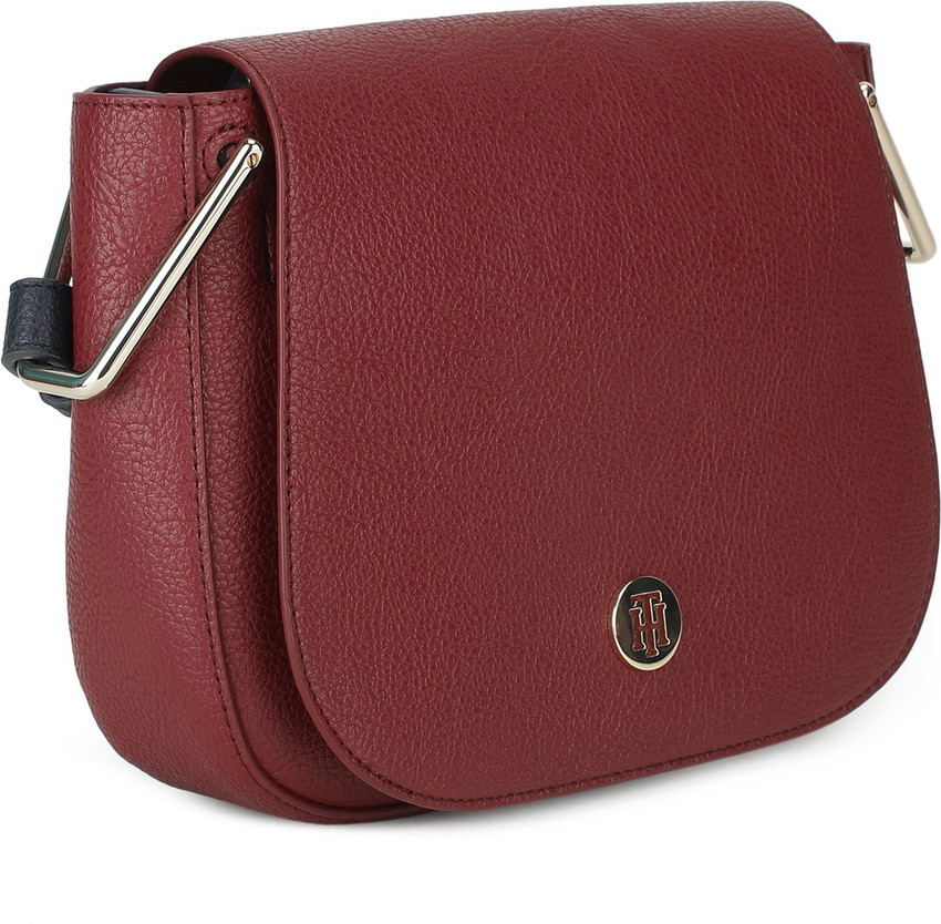 TOMMY HILFIGER Purple Sling Bag TH CORE SADDLE BAG Cabernet