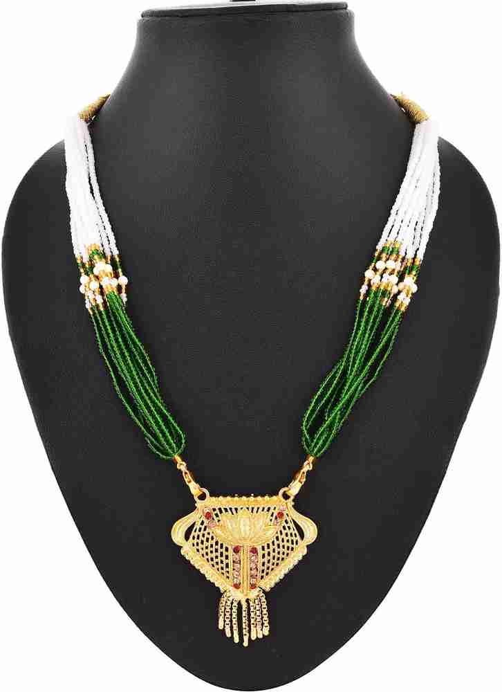 White beads discount necklace designs