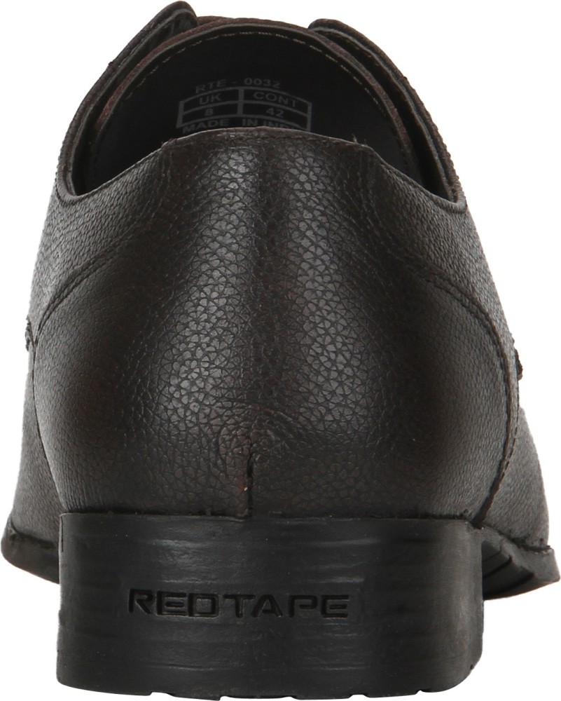 Red tape men's on sale leather formal shoes flipkart