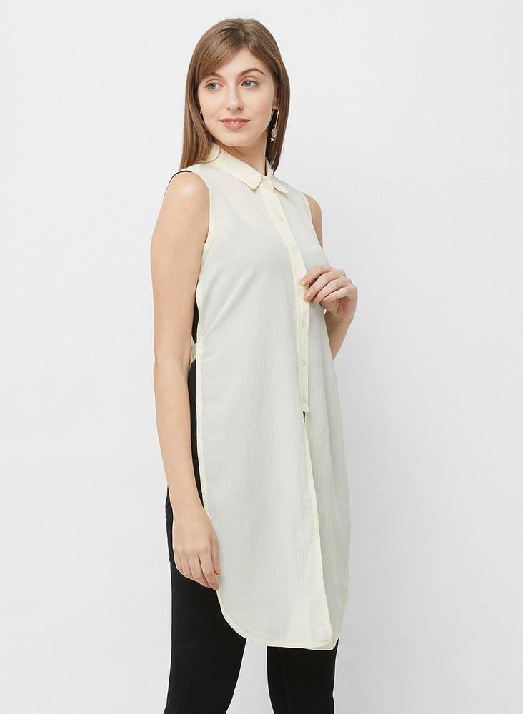 Sleeveless white shrug hotsell